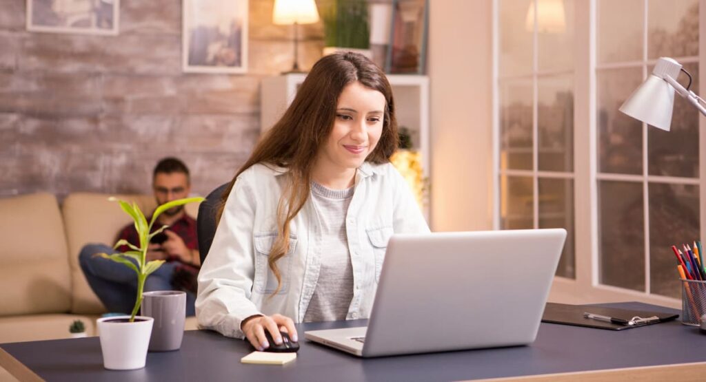 From Employee to Freelancer: A Step-by-Step Transition Guide for Career Changers